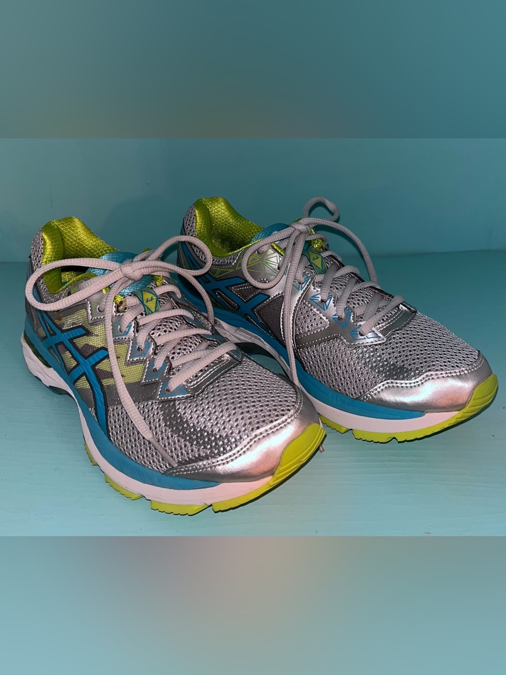 New ASICS GT 2000 Women's Size 8.5 Running Sneakers T656N Silver, Blue, Green